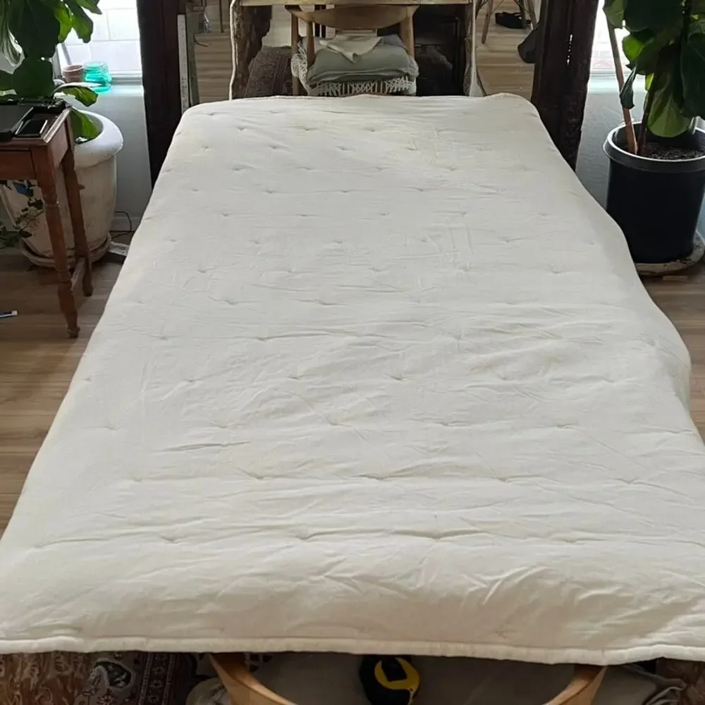 Threshold King Tan Floral Bedspread Reversible Linen Blend
